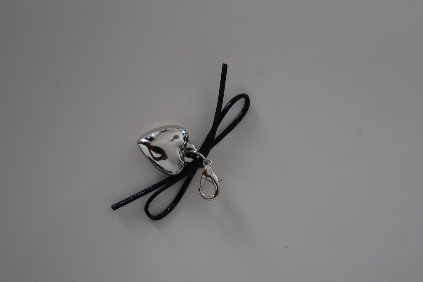Lazos Tenis charms