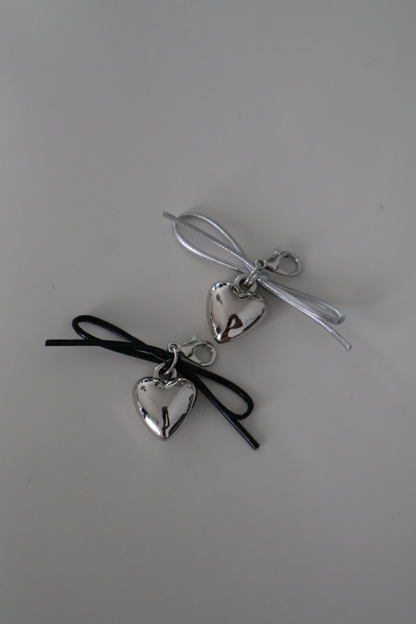 Lazos Tenis charms