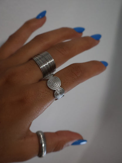 Spiral ring