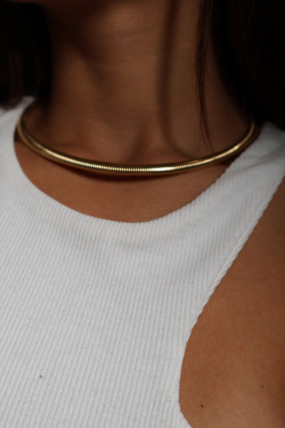 Snake choker