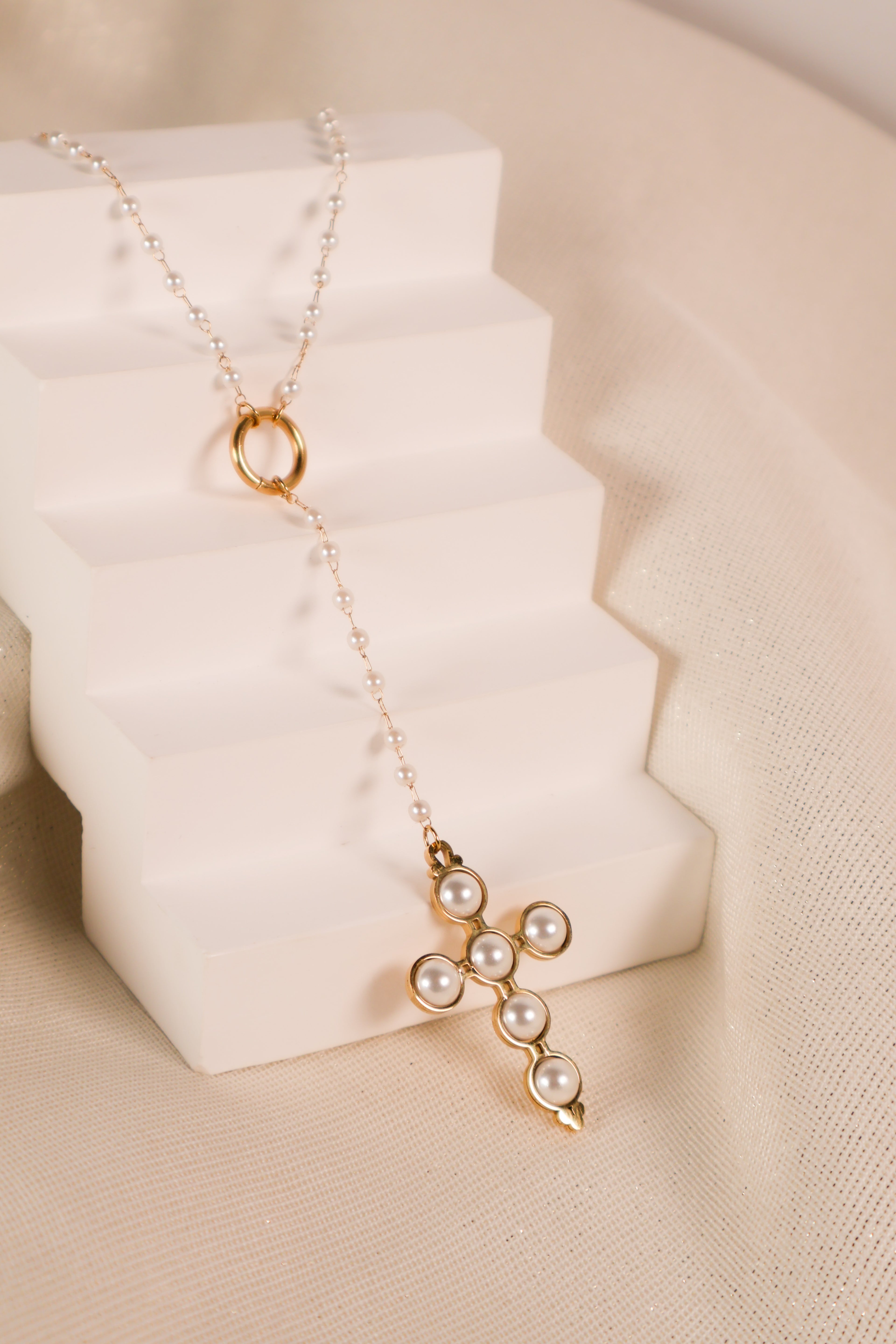 Pearl cross