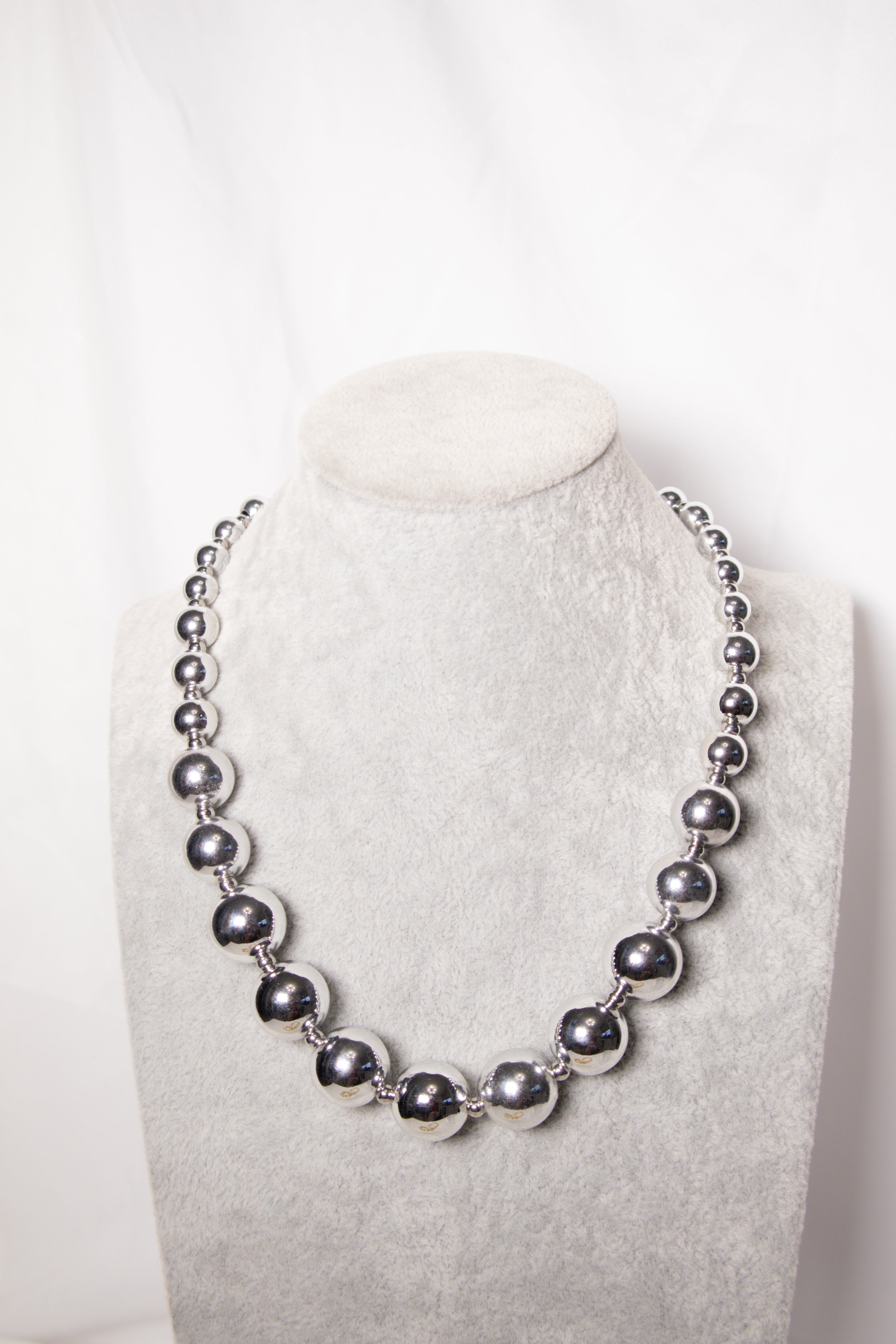 Bubble necklace